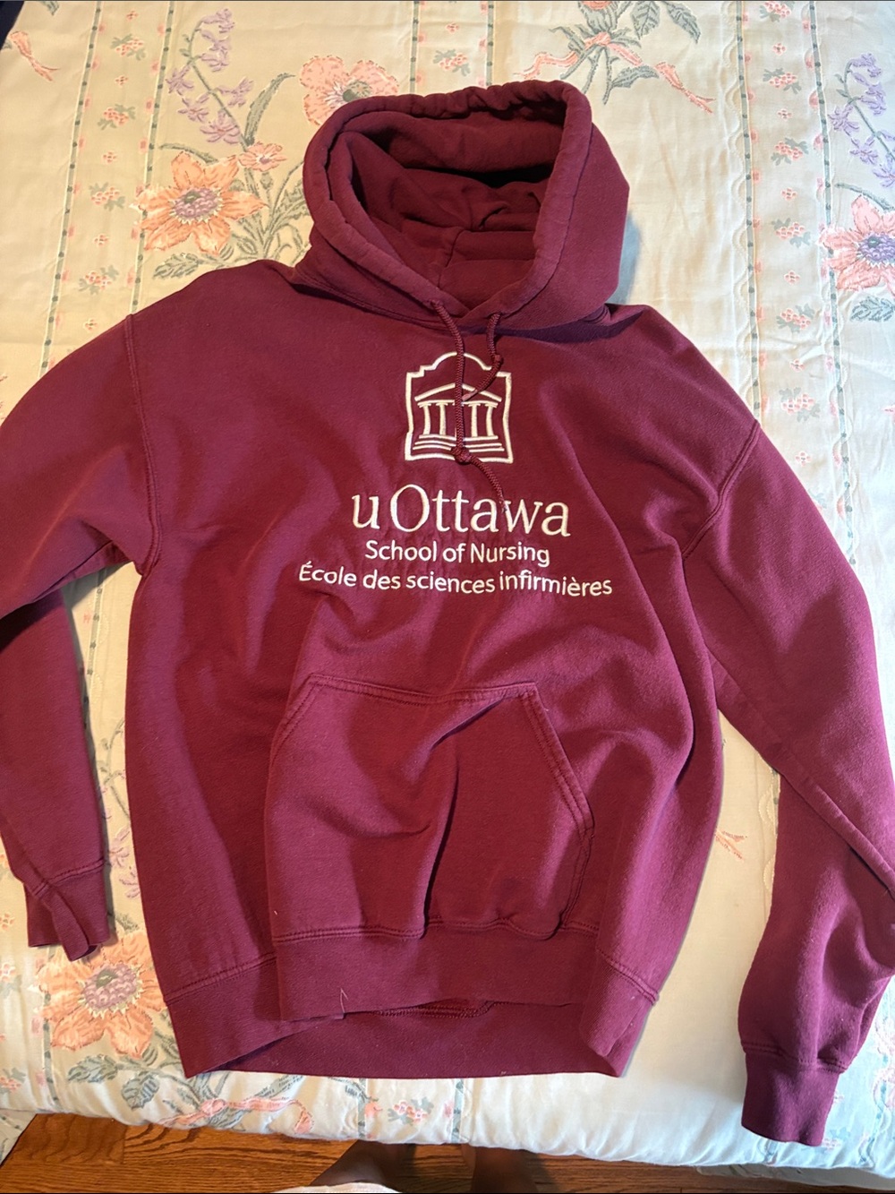 UOttawa school of nursing maroon hoodie